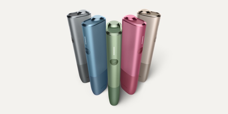 Five IQOS ONE devices in the full range of colours.